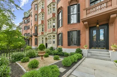 63 Mount Vernon Street #3