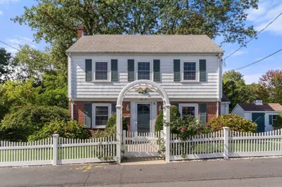 45 Commonwealth Ave