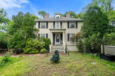 7 Park Cir 1