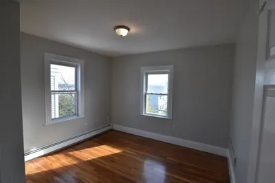50 Lyon Street #4 1