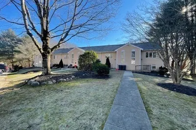 17 Cork Cir #F