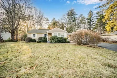 84 Meadowbrook Rd