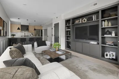 1004-2 Broadway #2 1