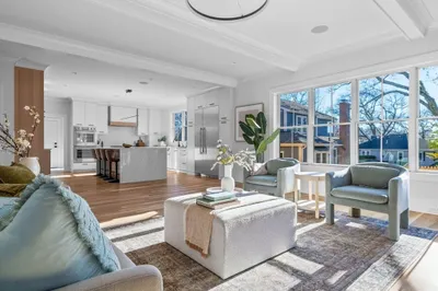 108 Birds Hill Ave