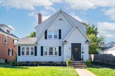 98 Pinehurst Rd 1