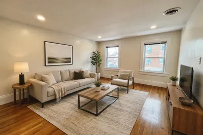 59 West 7th St #2 1