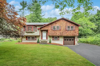 67 Hall Rd