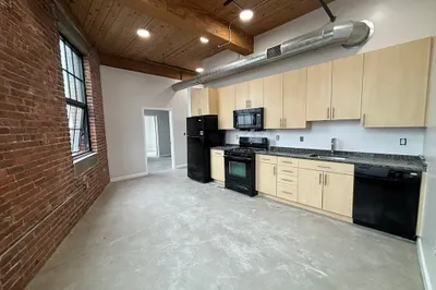 88 Gerrish Ave #202