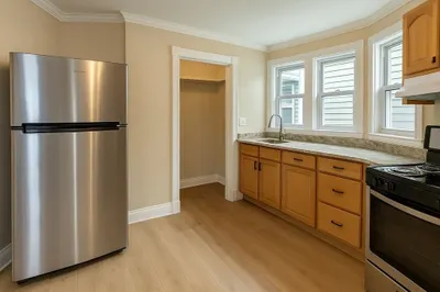 19 Howell St #2A