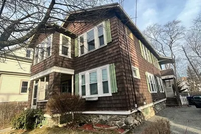 147 Oakland Ave #1