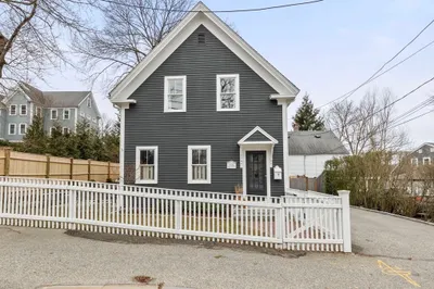 7 Hersey St