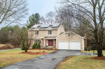6 Flanagan Dr 1