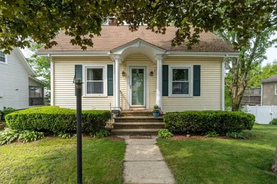43 E Cross St 1