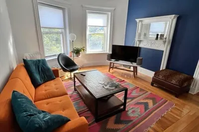 17 Grovenor Rd #3