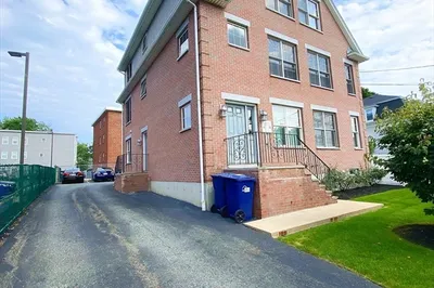 287 Everett St #3