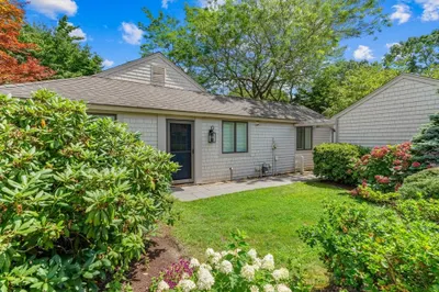 66 Mashie Cir