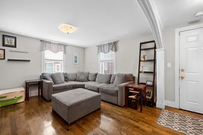 72 Dorchester St