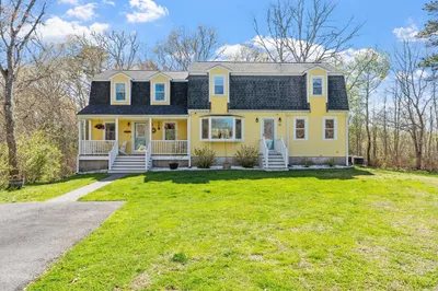 22 Fairfield Dr 1