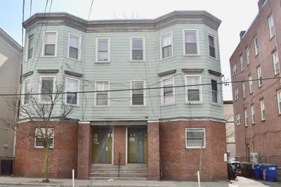 204-206 Washington St