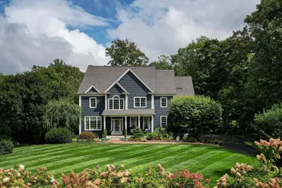 15 Wisteria Way 1