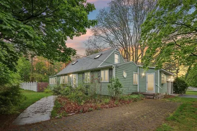 24 Richard Dr