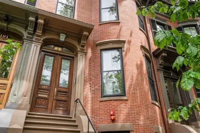 189 W Brookline St 1