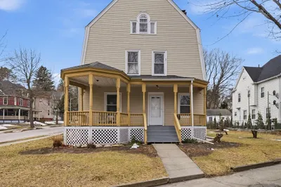 9 Englewood Ave 1