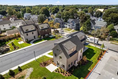 4B Lincoln St #4B 1