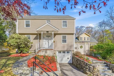 65 Spring St