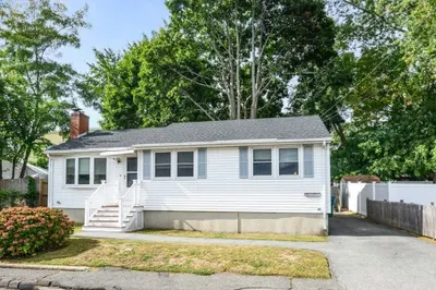 8 Meadow Ct