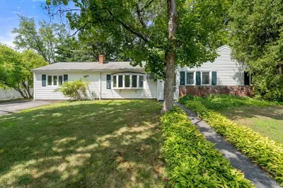 21 Greenleaf Road