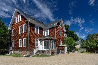 623 Hale Street #2 1