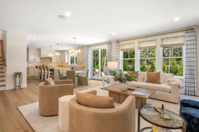 7 Willow Circle 1