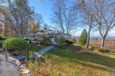 41 Arnold Rd 1