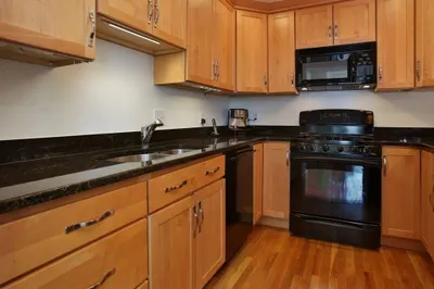 342 Bunker Hill #2D