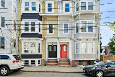 159 W 7th St #1
