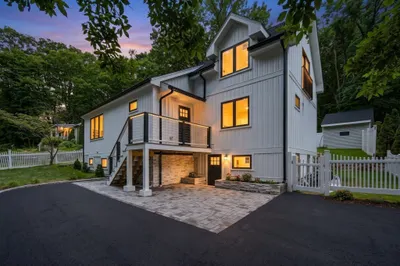 6 Amherst Rd 1