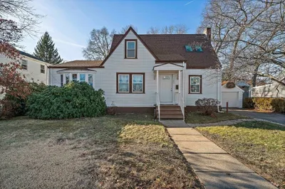 1240 North Main St 1