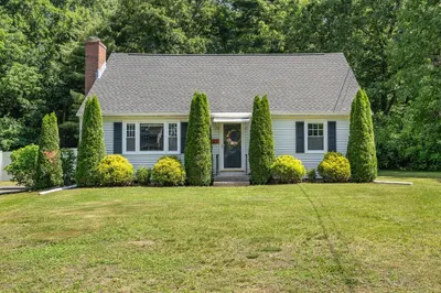 53 Mueller Rd