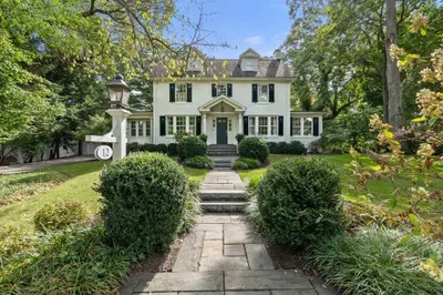 12 Cypress Rd