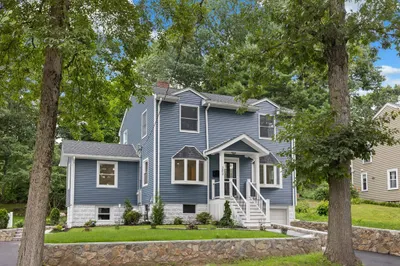 203 Forest St 1