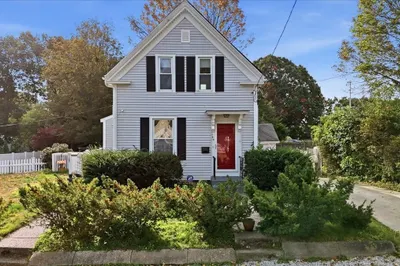 140 Lake St 1