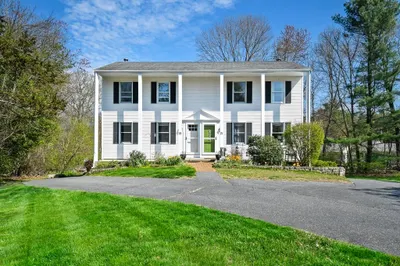 19 Crestwood Drive #19 1