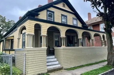 164 Chestnut St.