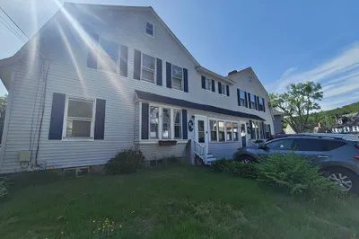 67 Bancroft Park #1 1