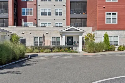 15 Revolution Way #2107 1