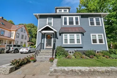 139 Warren Street #2 1