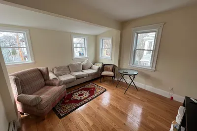 11 Burnham St #3