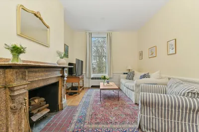88 Mt Vernon St #12