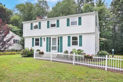 52 Oakwood Street 1